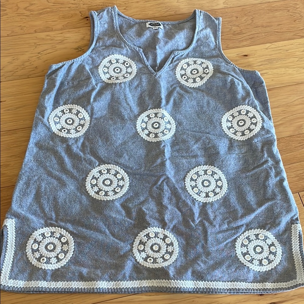 Mud Pie Gray Sleeveless Top with White Embroidery